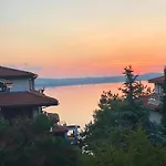 Aj 1 With Pool View, Santa Marina Village, Apartment
