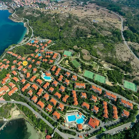 Aj 1 With Pool View, Santa Marina Village, Апартаменти