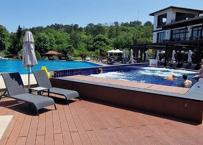 Aj 1 With Pool View, Santa Marina Village, Sozopol